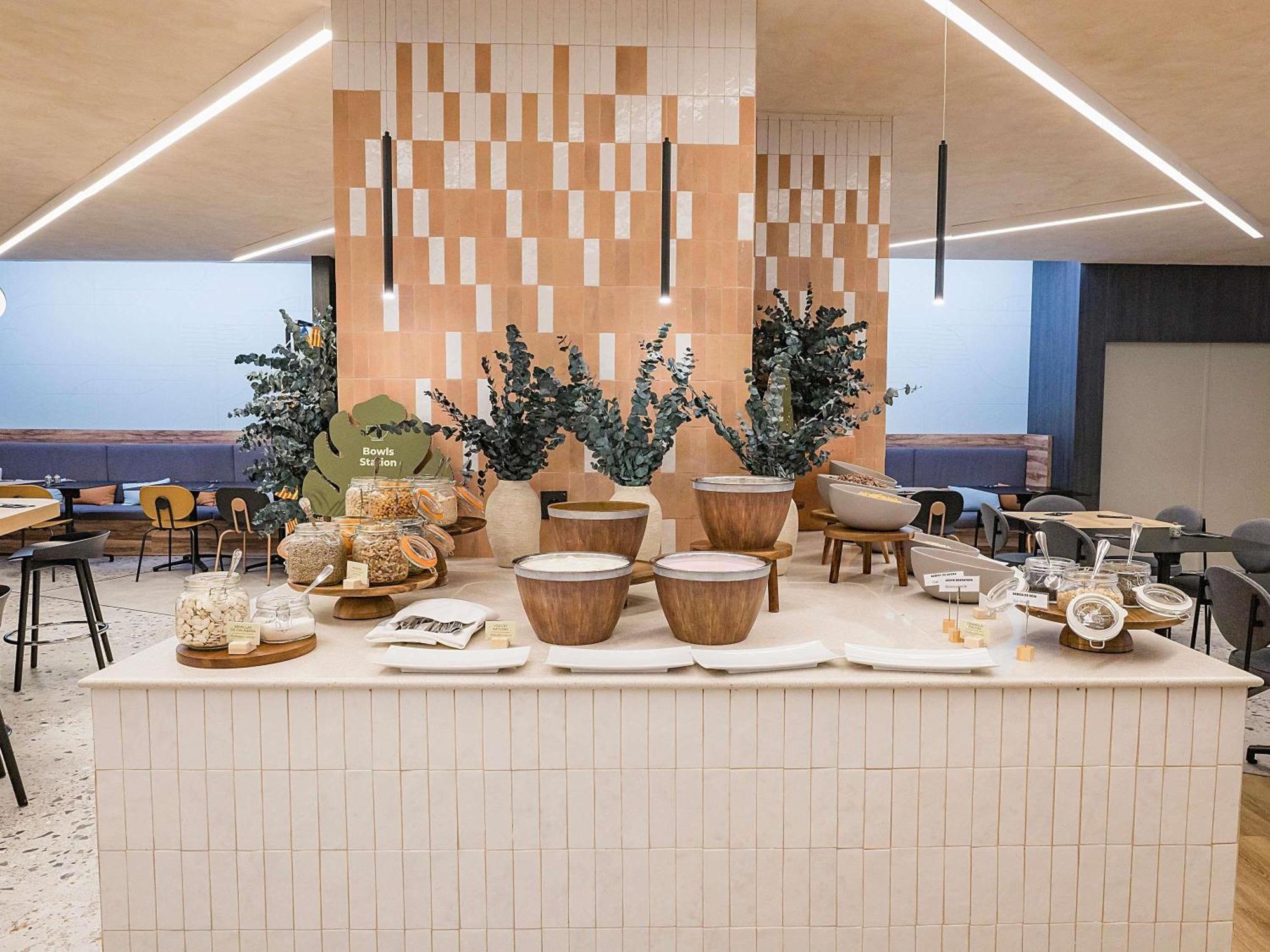 Novotel Valencia Lavant Esterno foto