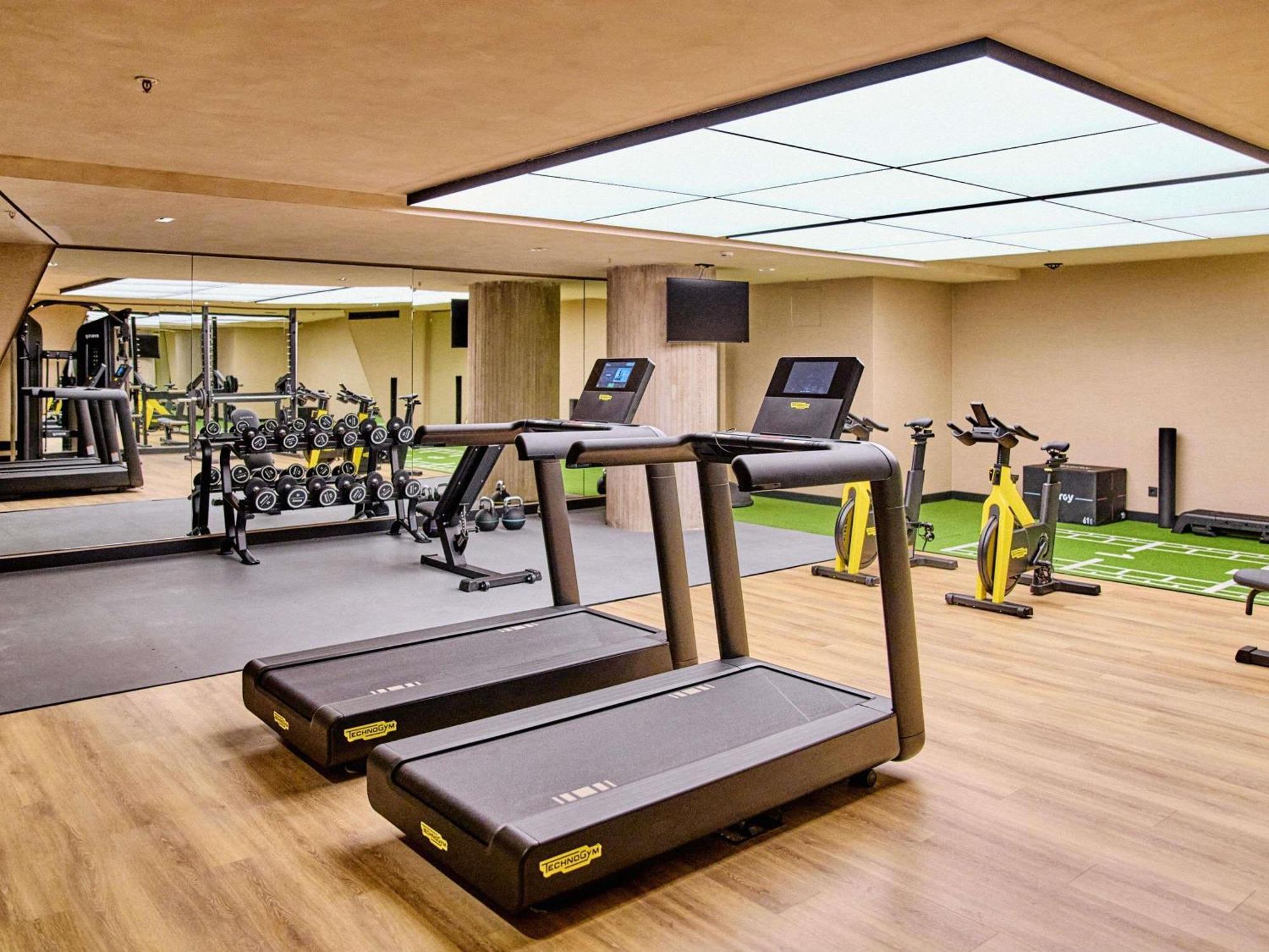 Novotel Valencia Lavant Esterno foto